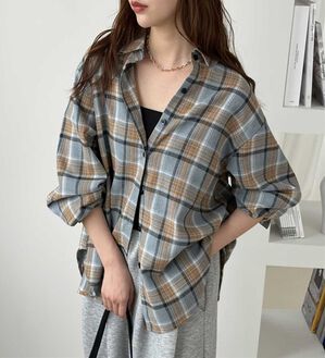 GeeRA（ジーラ）の「チェック柄オーバーサイズシャツ（シャツ）」｜ライトブルー