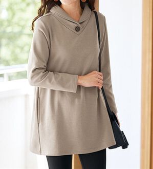 BELLUNA（ベルーナ）の「まるで着る毛布！裏ファーデザインチュニック（チュニック）」｜モカ