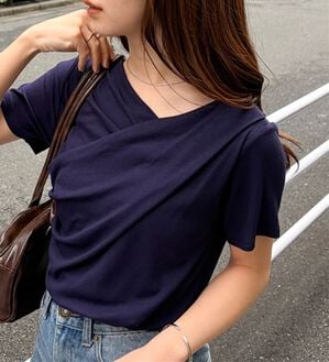 RANAN（ラナン）の「【ひんやり/UV対策】上品ドレープリブTシャツ（カットソー）」｜ネイビー