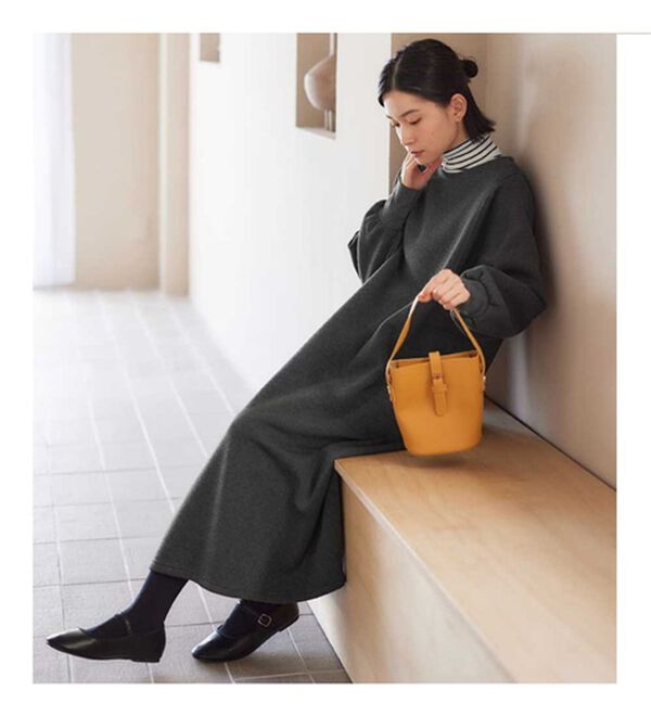 Viola e Viola（ヴィオラ エ ヴィオラ）の「あったか裏起毛ゆるワンピース（カットソーワンピース）」｜詳細画像