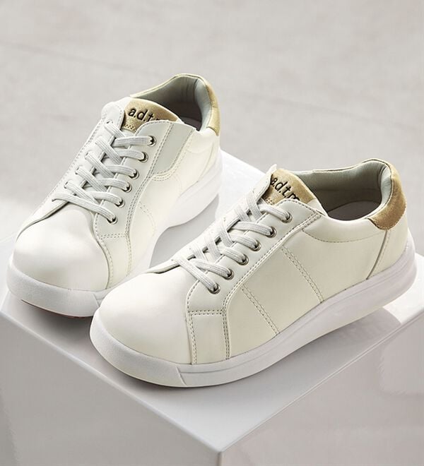 ルフラン（ルフラン）の「足がよろこぶもちかるサッとスニーカー（スニーカー）」｜詳細画像