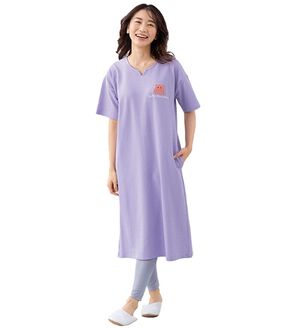LAVIENNE（ラヴィエンヌ）の「＜遠赤外線ウェア＞ゆるスイミーサッカーワンピース（パジャマ・ルームウェア）」｜ラベンダー
