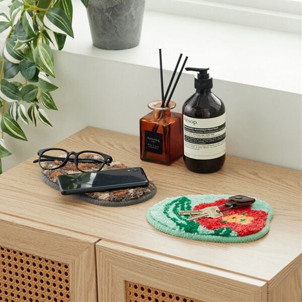iellio（イエリオ）の「置くだけおしゃれなアクセントマット＜大人かわいい・小物置き・ミニラグ・韓国・玄関やデスクに・コースターとして＞（玄関マット）」｜詳細画像
