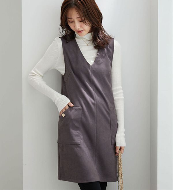 BELLUNA（ベルーナ）の「金ボタン使いスエード調ジャンパ―ドレス（ジャンパースカート）」｜詳細画像