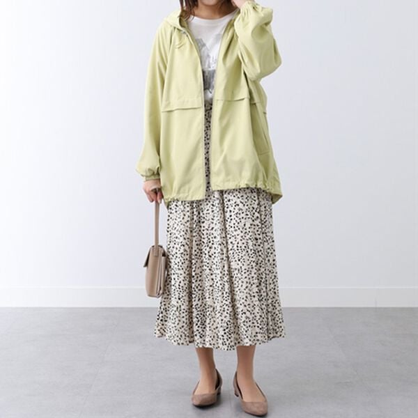 BELLUNA（ベルーナ）の「スピンドル使いフードブルゾン（ブルゾン）」｜詳細画像