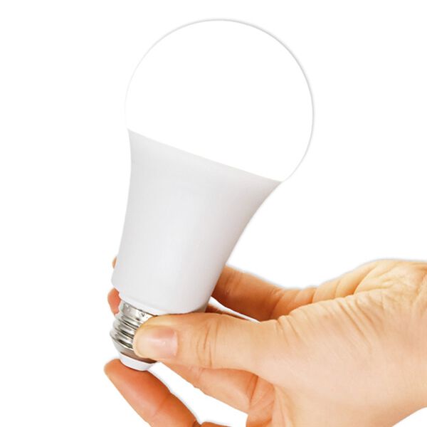 「停電時に自動点灯！ＬＥＤライト電球２個組（照明・ライト）」｜詳細画像