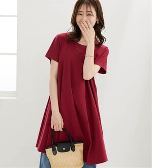 BELLUNA（ベルーナ）の「切替デザインチュニックワンピース（チュニック）」｜ディープレッド