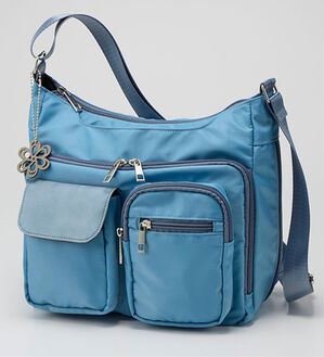 BELLUNA（ベルーナ）の「マチが拡がる！多ポケットショルダーバッグ（ショルダーバッグ）」｜ブルー