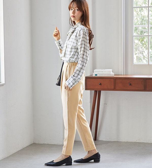 RANAN（ラナン）の「【選べる股下】新色追加！美脚シルエットタックパンツ（フルレングスパンツ）」｜詳細画像