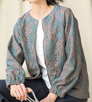 VINNO（ヴィノ）の「総レースノーカラーブルゾン（ブルゾン）」｜詳細画像