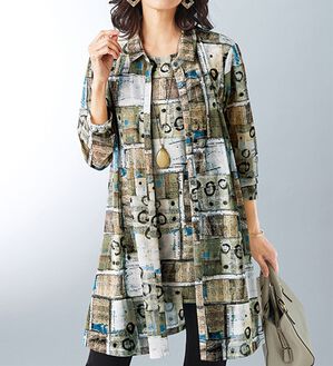 BELLUNA（ベルーナ）の「チュールネット素材プリントアンサンブル（アンサンブル）」｜詳細画像