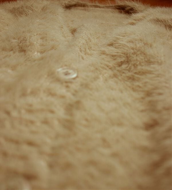 BELLUNA（ベルーナ）の「ふんわりシャギー素材ニットカーディガン（ニットカーディガン）」｜詳細画像