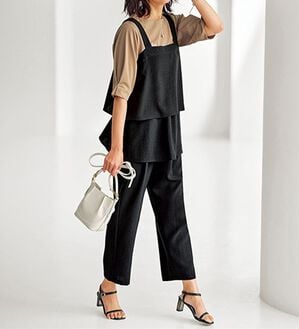 BELLUNA（ベルーナ）の「サラリ麻調素材ビスチェセットアップ（セットアップ）」｜黒