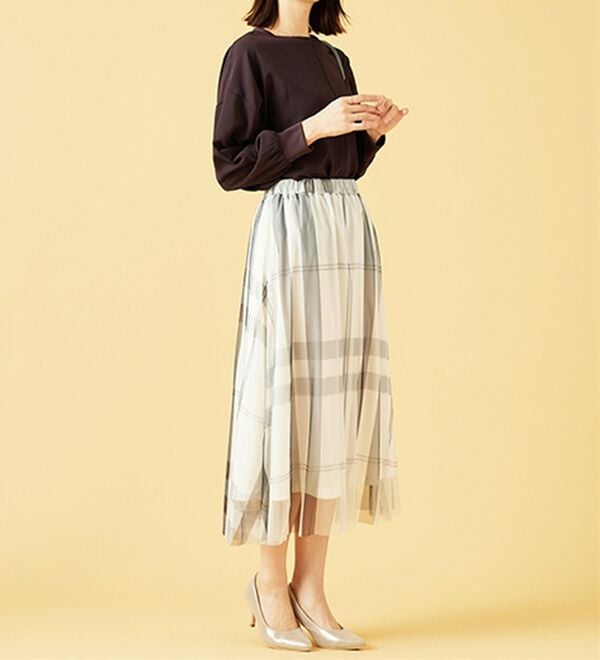 BELLUNA（ベルーナ）の「チュール素材上品プリントフレアースカート（ロングスカート）」｜詳細画像