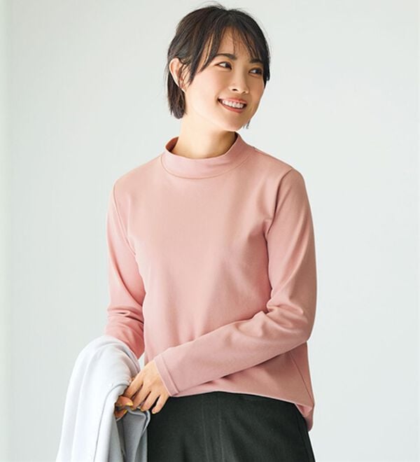 BELLUNA（ベルーナ）の「《ＨｕｇＲｅａｍコットン》裏起毛暖かハイネックプルオーバー（カットソー）」｜ピンク