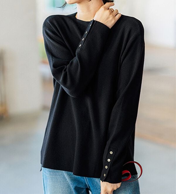 BELLUNA（ベルーナ）の「もちもち袖ボタンニットプルオーバー（ニット・セーター）」｜詳細画像