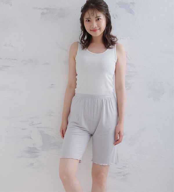 A HAPPY MARILYN（アハッピーマリリン）の「【３Ｌ～８Ｌ】＜選べる丈＞なめらかシルクタッチぺチパンツ（肌着・インナーウェア）」｜詳細画像