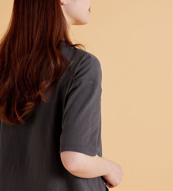 BELLUNA（ベルーナ）の「抗菌防臭綿１００％切替デザインプルオーバー（カットソー）」｜詳細画像