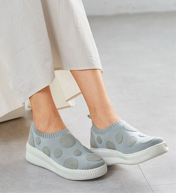 ルフラン（ルフラン）の「＜ゴムゴム＞厚底軽量ニットスニーカー（スニーカー）」｜詳細画像