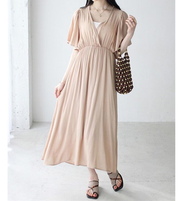 GeeRA（ジーラ）の「バックオープンロングワンピース（ロングワンピース）」｜ベージュ