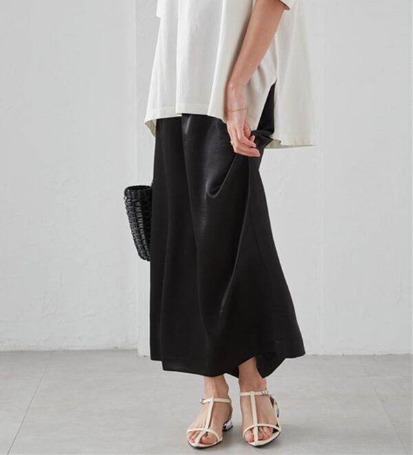 RANAN（ラナン）の「シャイニーサテンナロースカート（ロングスカート）」｜詳細画像