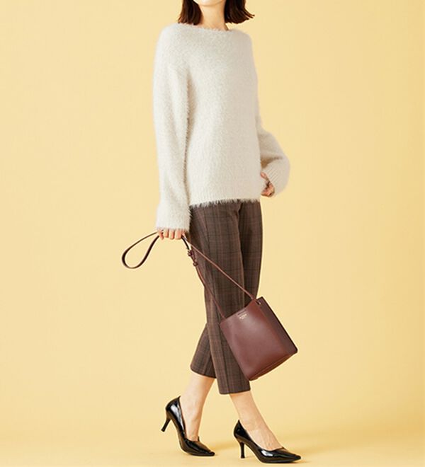 BELLUNA（ベルーナ）の「ふわふわシャギープルオーバー（ニット・セーター）」｜詳細画像