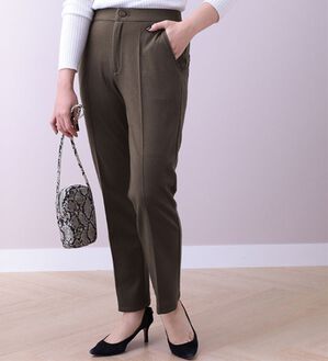 BELLUNA（ベルーナ）の「シアバター加工裏ベロア美脚フレアーパンツ（フルレングスパンツ）」｜チャコール