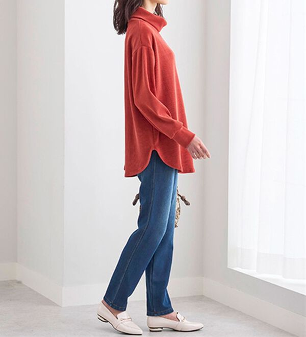 BELLUNA（ベルーナ）の「裏ベロアストレッチ素材レギンスパンツ（フルレングスパンツ）」｜詳細画像