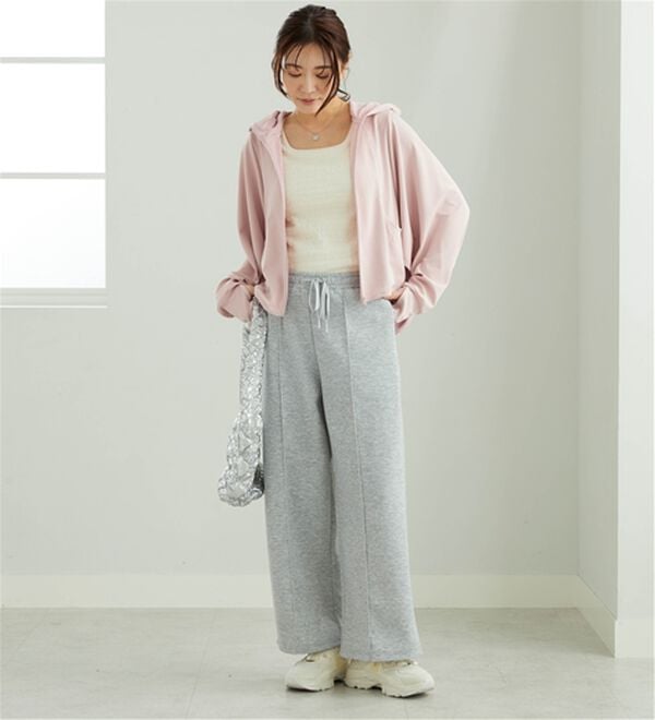 BELLUNA（ベルーナ）の「部屋着にならない！スウェットパンツ（フルレングスパンツ）」｜詳細画像