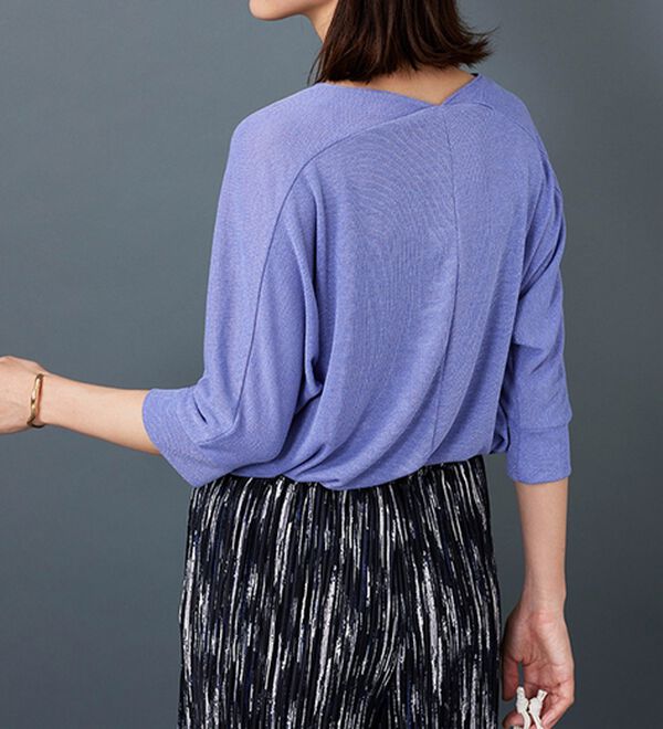 BELLUNA（ベルーナ）の「ラメ調ドルマンプルオーバー（カットソー）」｜詳細画像