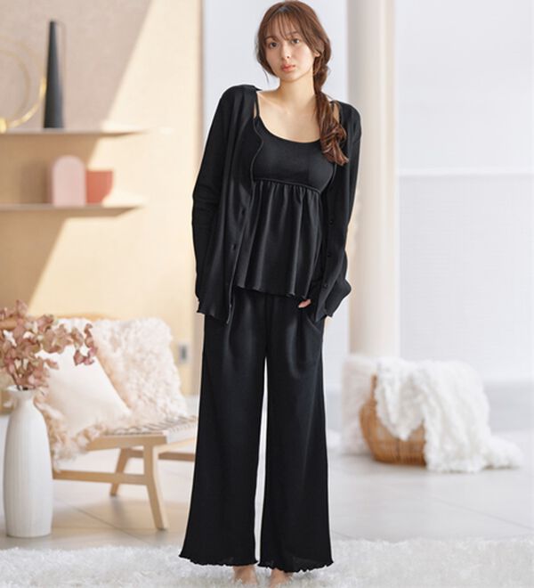 YU'NOW（ユナウ）の「【３点セット】カップ付ワッフルキャミソールルームウェアセット（パジャマ・ルームウェア）」｜詳細画像