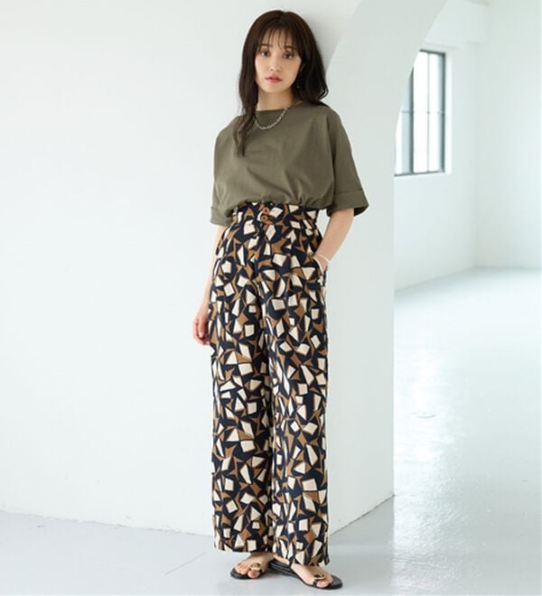 BELLUNA（ベルーナ）の「ヒンヤリ実感！大人顔サマ見えゆったりＴシャツ（Tシャツ）」｜詳細画像