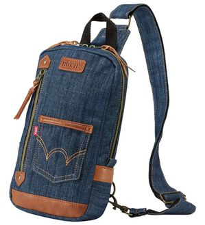 「＜ＥＤＷＩＮ＞ポケット付きデニムバッグ（メンズショルダーバッグ）」｜ボディネイビー