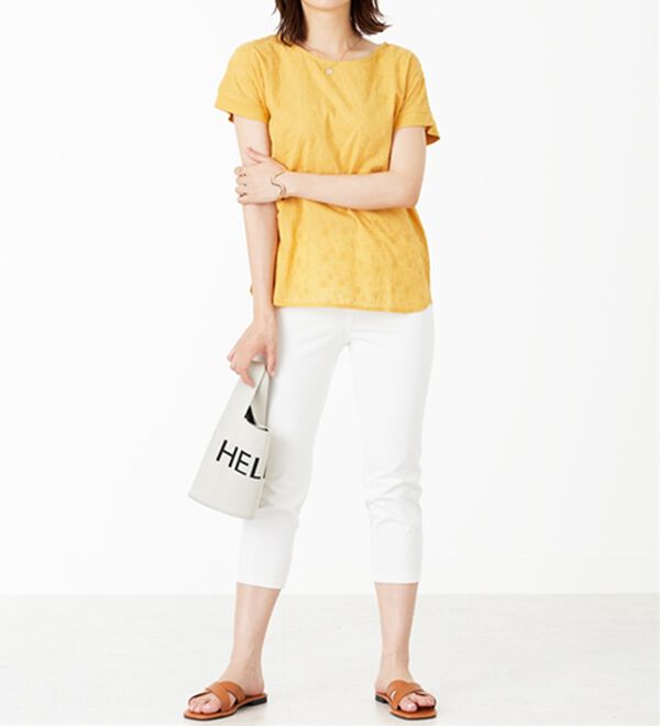 BELLUNA（ベルーナ）の「刺しゅうレース切替プルオーバー（カットソー）」｜詳細画像