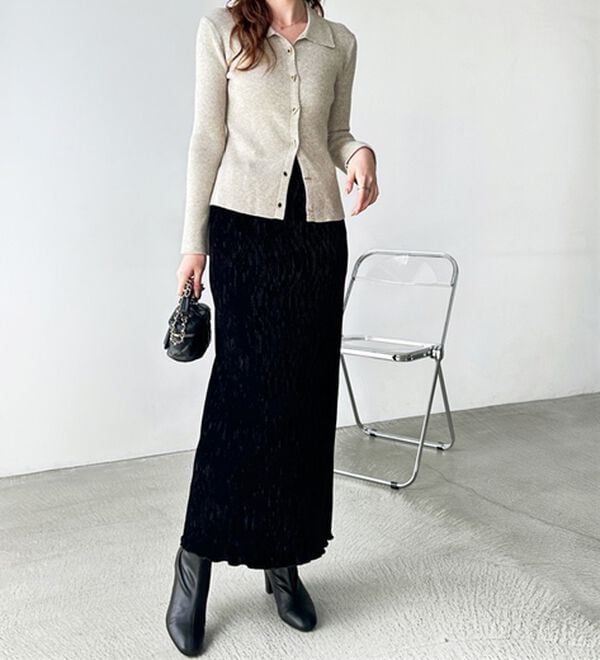 GeeRA（ジーラ）の「すっきり見え！ベロアプリーツロングスカート（ロングスカート）」｜詳細画像