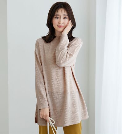 BELLUNA（ベルーナ）の「ふんわりジャカード素材ハイネックチュニック（チュニック）」