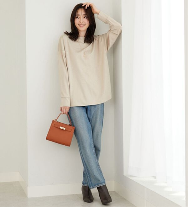 BELLUNA（ベルーナ）の「もちっとなめらか！大人顔サマ見えプルオーバー（カットソー）」｜詳細画像