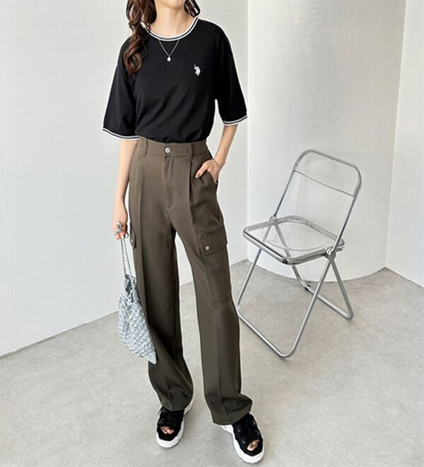 GeeRA（ジーラ）の「タックワイドストレートカーゴパンツ（フルレングスパンツ）」｜詳細画像
