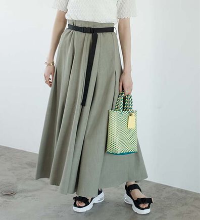 GeeRA（ジーラ）の「ワークベルト付フレアースカート（ロングスカート）」