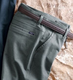 「＜コムルヴァン・オム＞起毛ストレッチでラクして暖かパンツ（メンズチノパンツ）」｜チャコールグレー