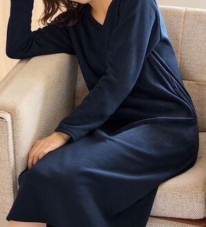 alotta（アロッタ）の「【蓄熱保温】あったか裏ファーロングワンピ（ロングワンピース）」｜ネイビー