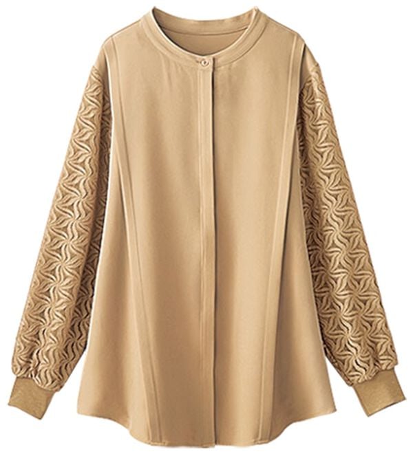 BELLUNA（ベルーナ）の「袖レースデザイン上品ブラウス（ブラウス）」｜ベージュ