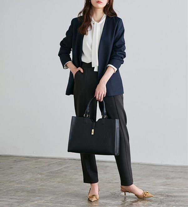 Pierrot（ピエロ）の「タイデザインＴブラウス（ブラウス）」｜詳細画像