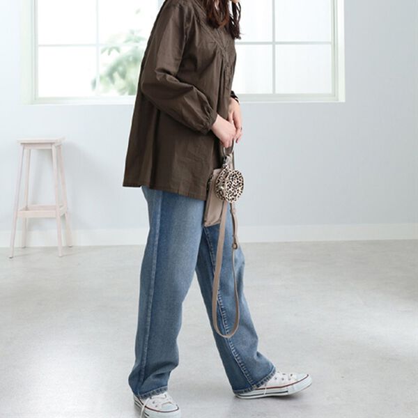 BELLUNA（ベルーナ）の「綿１００％Ｖ字レースデザインブラウス（ブラウス）」｜詳細画像