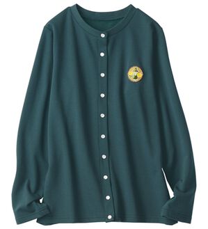 BELLUNA（ベルーナ）の「ムーミンワッペンカーディガン（ニットカーディガン）」｜エメラルドグリーン
