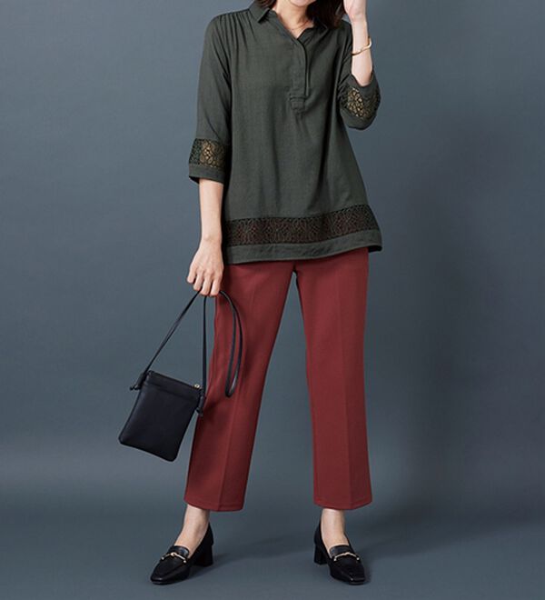 BELLUNA（ベルーナ）の「袖＆裾レースデザインシャツチュニック（チュニック）」｜詳細画像