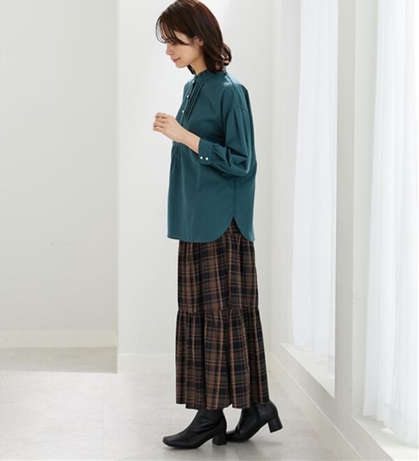 BELLUNA（ベルーナ）の「フリル衿パールボタン使いブラウス（ブラウス）」｜詳細画像