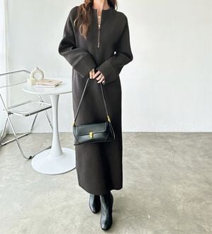 GeeRA（ジーラ）の「【着痩せニット】ハーフジップIラインワンピース（ニットワンピース）」｜チャコール