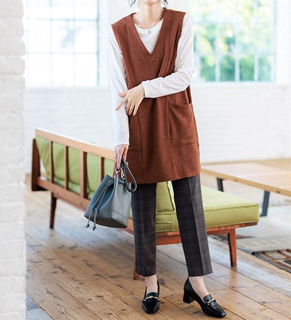 BELLUNA（ベルーナ）の「杢調素材ポケットデザインジャンパードレス（ジャンパースカート）」｜詳細画像