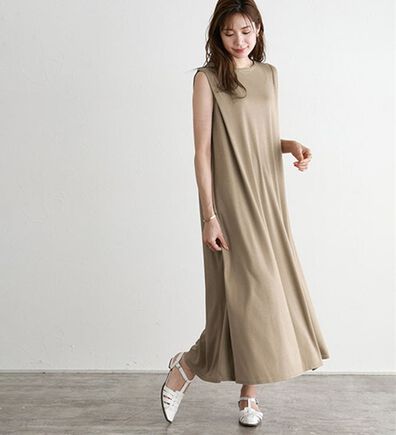 Pierrot（ピエロ）の「タックスリーブロングワンピース（ロングワンピース）」